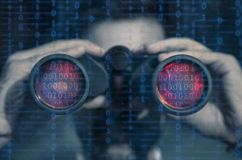 Hacker spy your data file